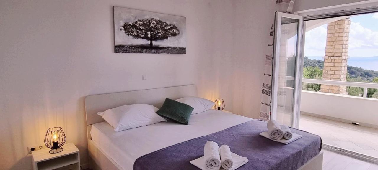 Apartments Luma Hvar Town Bagian luar foto